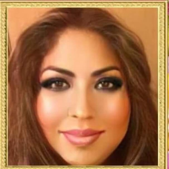 Meet your Posher, Nora - Picture 1 of 1